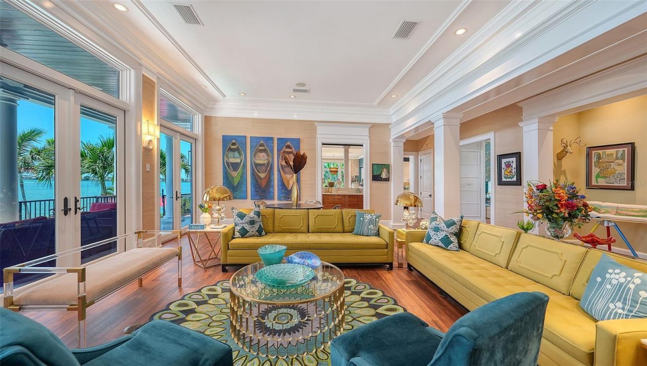 1204 Hillview Drive, Sarasota, FL 34239 Photo
