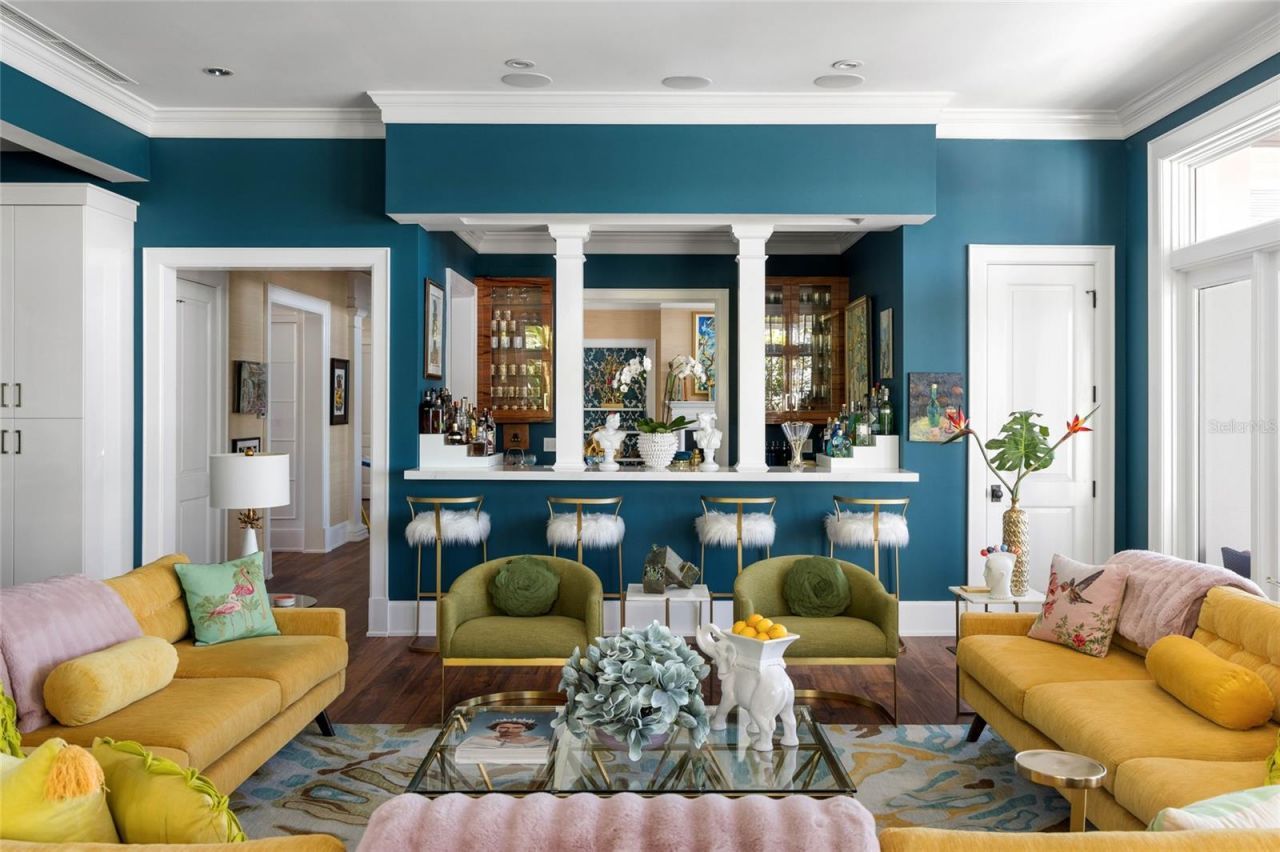 1204 Hillview Drive, Sarasota, FL 34239 Photo