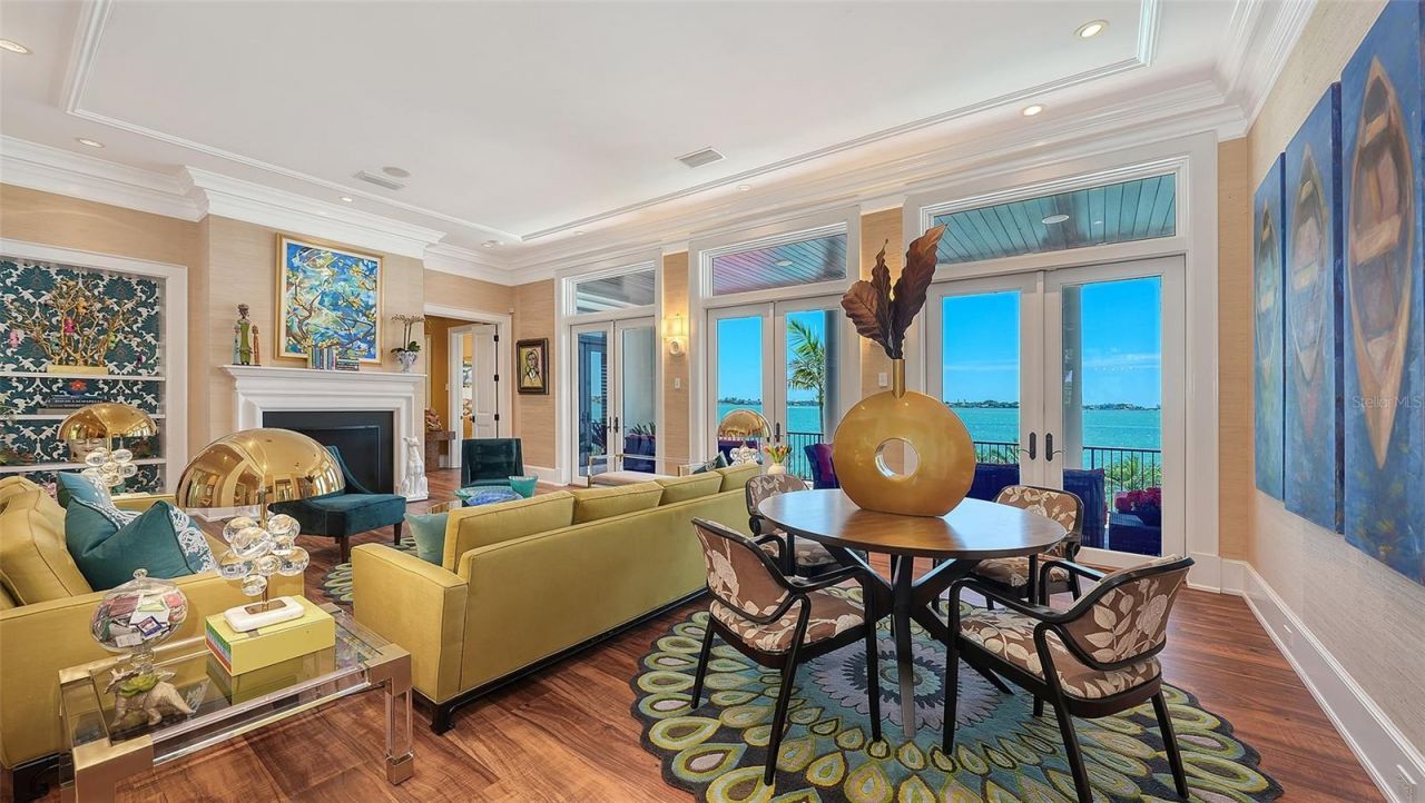 1204 Hillview Drive, Sarasota, FL 34239 Photo