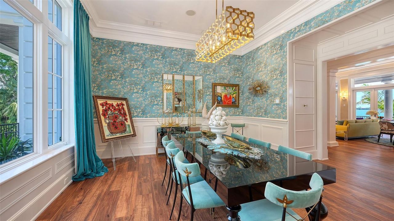 1204 Hillview Drive, Sarasota, FL 34239 Photo