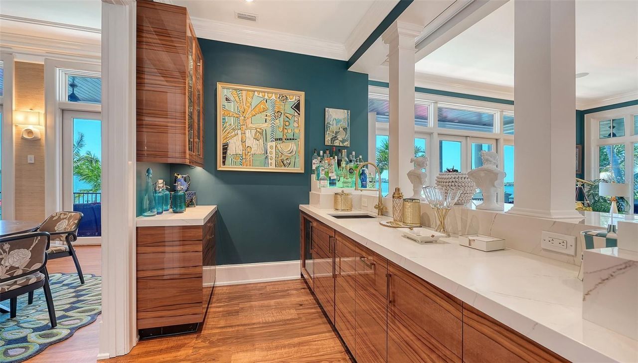 1204 Hillview Drive, Sarasota, FL 34239 Photo