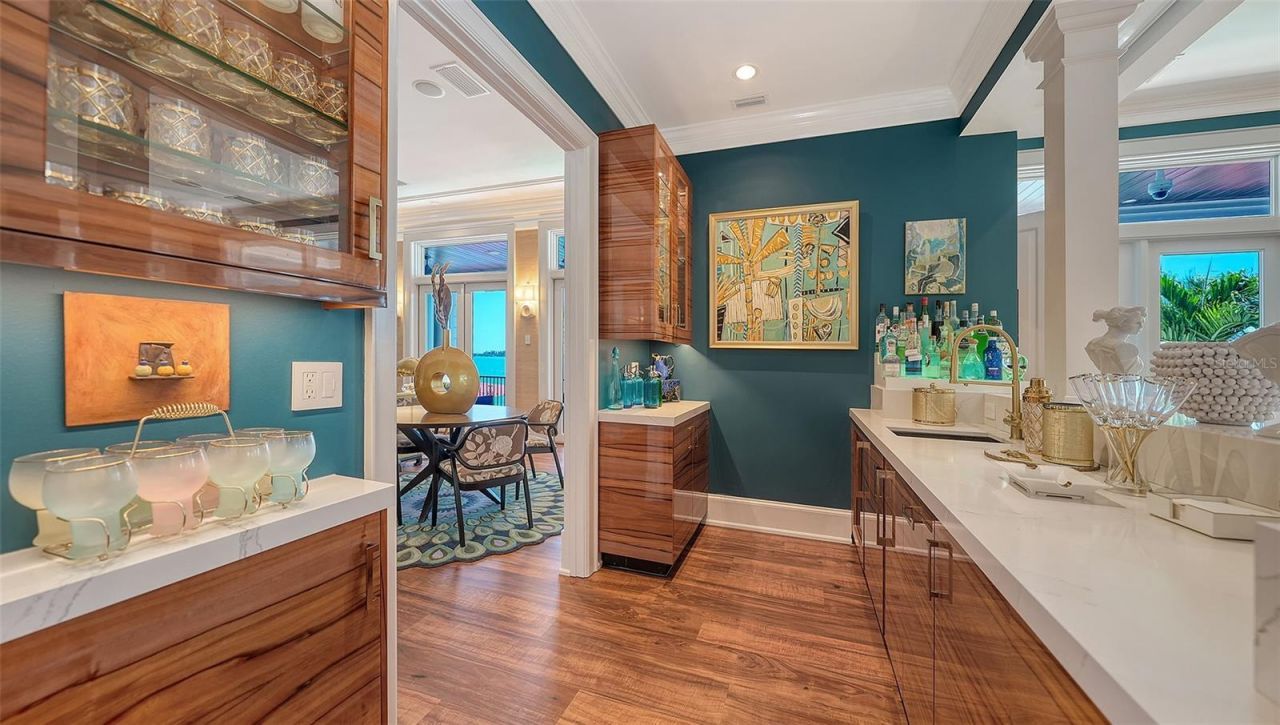 1204 Hillview Drive, Sarasota, FL 34239 Photo