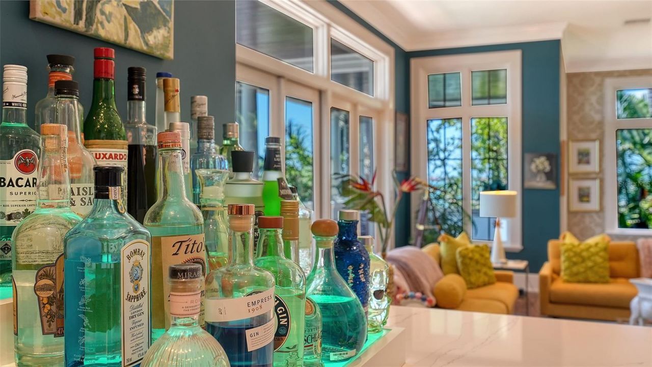 1204 Hillview Drive, Sarasota, FL 34239 Photo