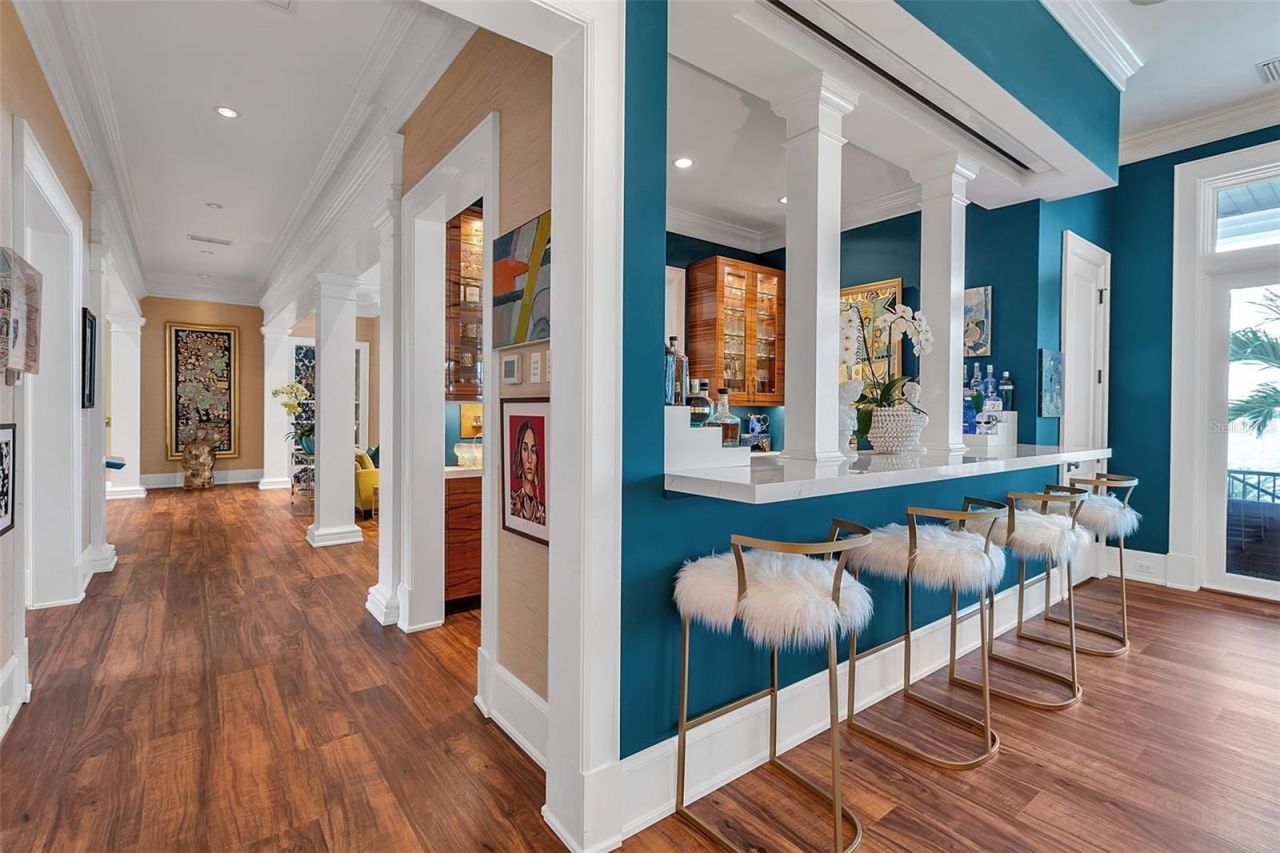 1204 Hillview Drive, Sarasota, FL 34239 Photo