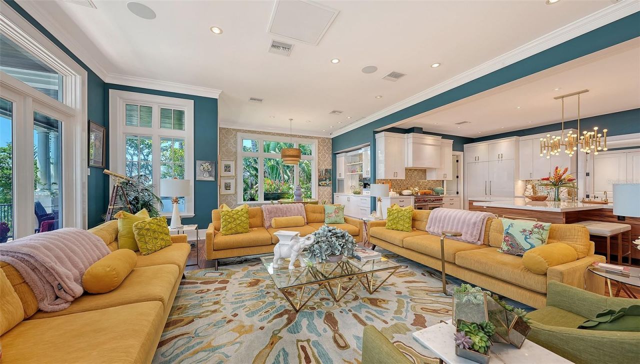 1204 Hillview Drive, Sarasota, FL 34239 Photo