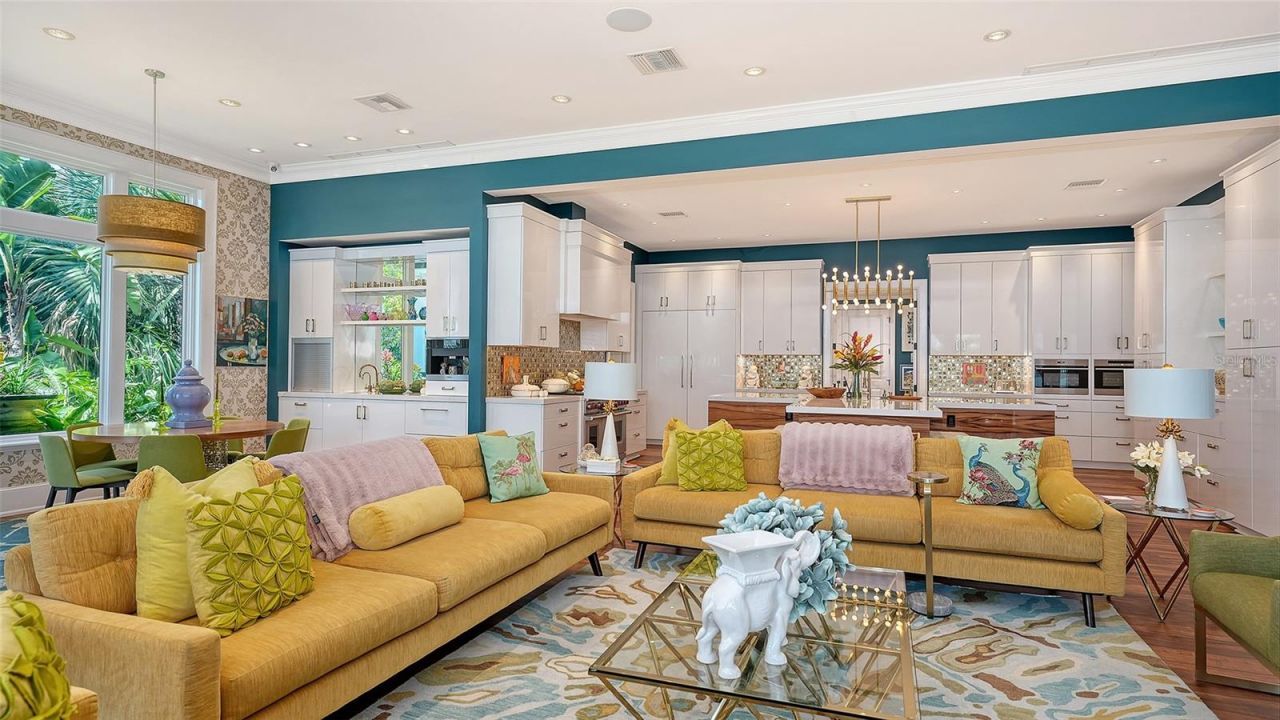 1204 Hillview Drive, Sarasota, FL 34239 Photo
