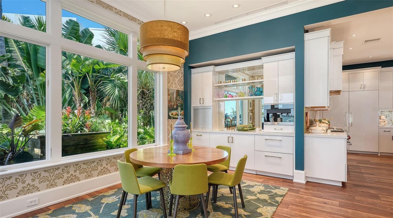 1204 Hillview Drive, Sarasota, FL 34239 Photo