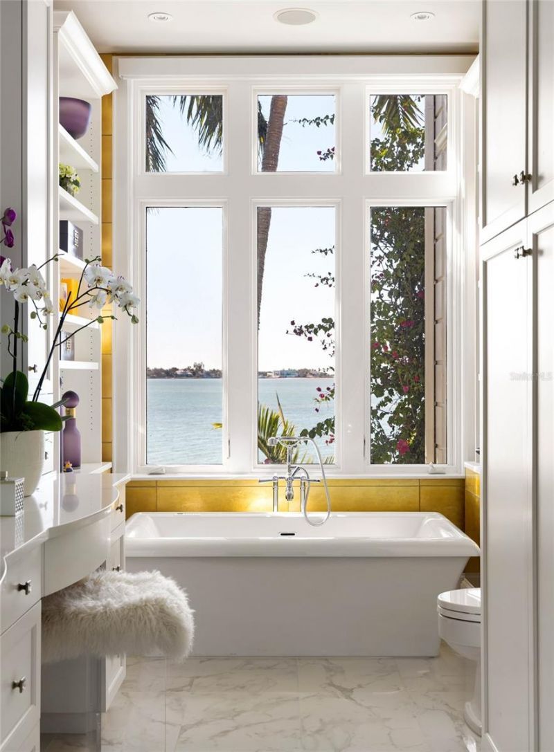 1204 Hillview Drive, Sarasota, FL 34239 Photo