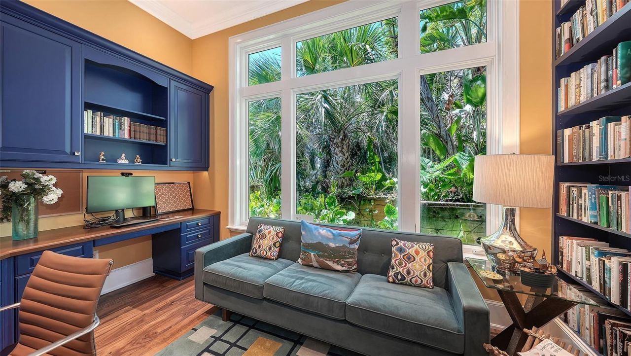 1204 Hillview Drive, Sarasota, FL 34239 Photo