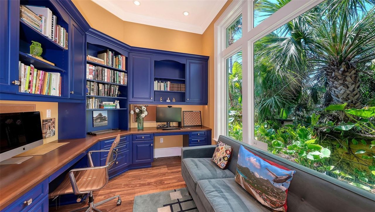 1204 Hillview Drive, Sarasota, FL 34239 Photo