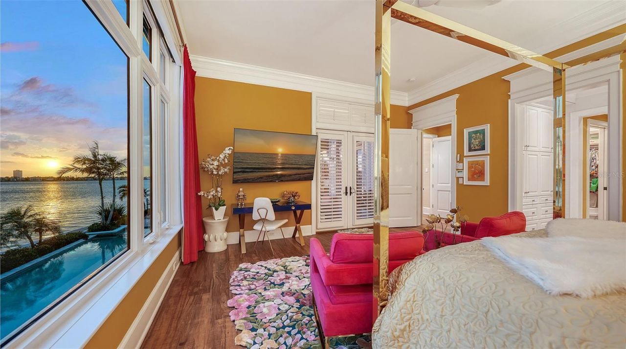 1204 Hillview Drive, Sarasota, FL 34239 Photo