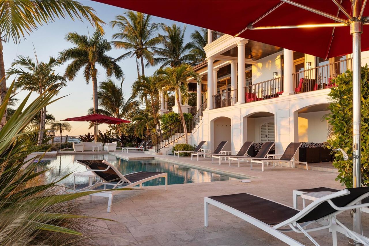 1204 Hillview Drive, Sarasota, FL 34239 Photo