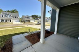 5241 Cottage Landing Drive photo 4