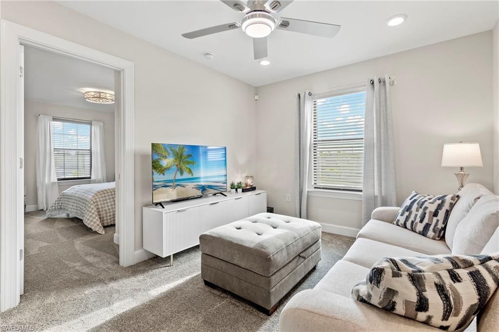 2147 Yellowfin Cir, Naples, FL 34114 Photo