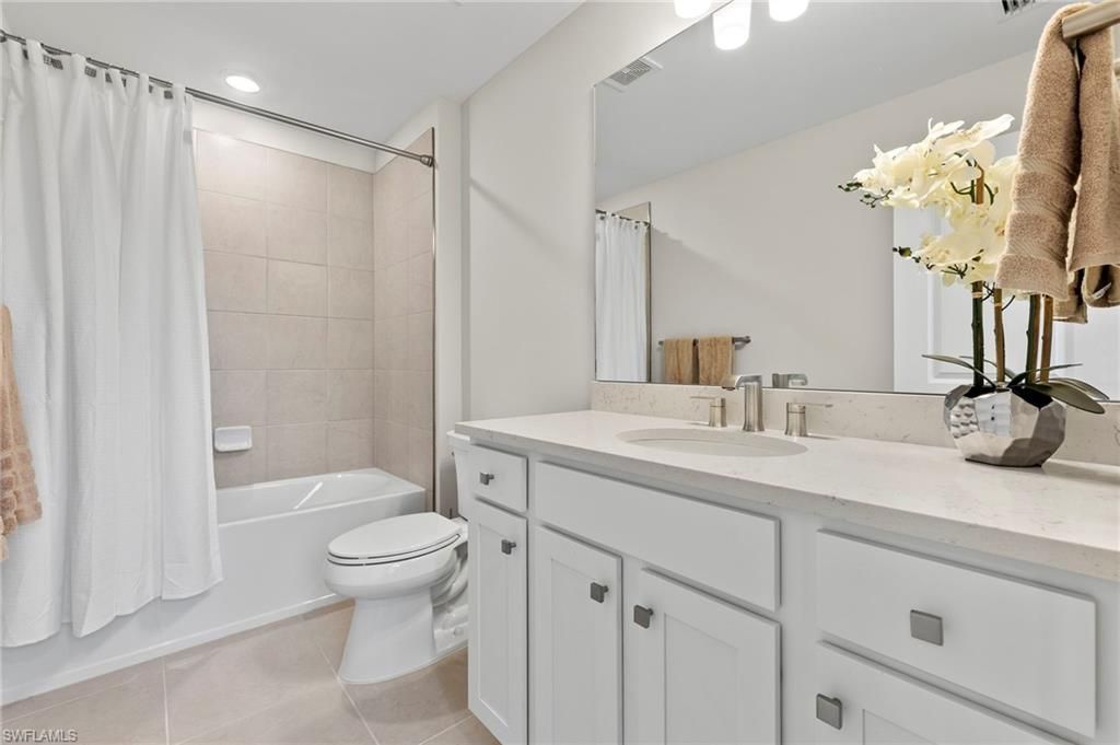 2147 Yellowfin Cir, Naples, FL 34114 Photo