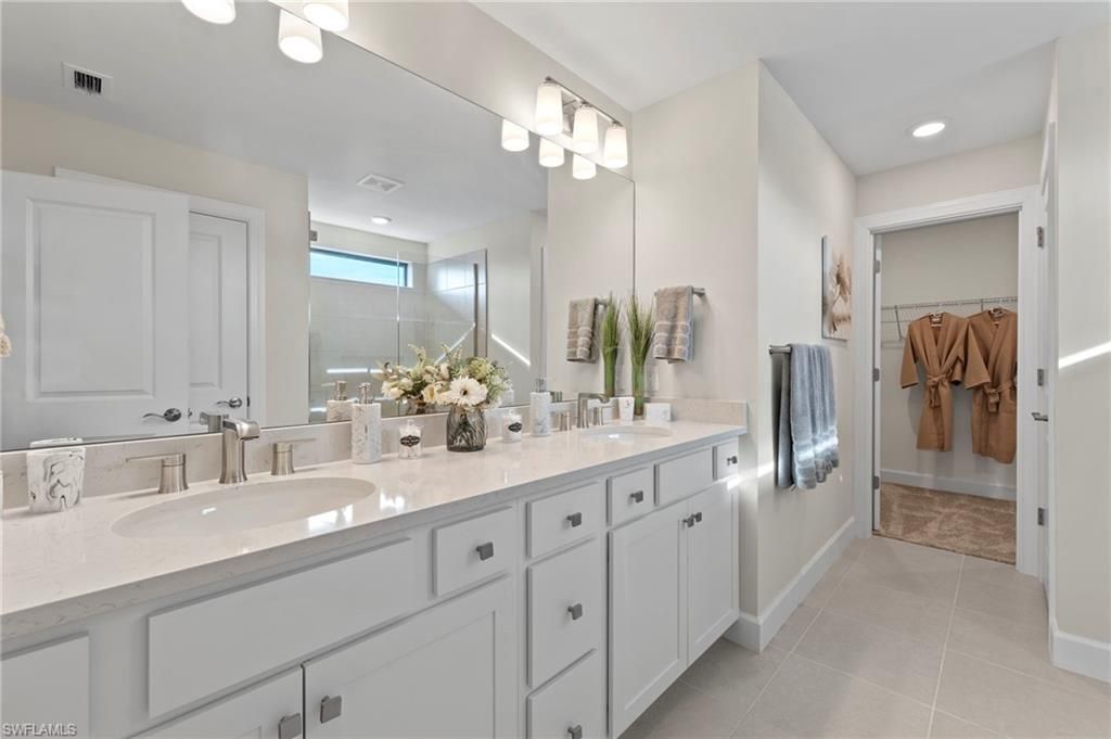 2147 Yellowfin Cir, Naples, FL 34114 Photo
