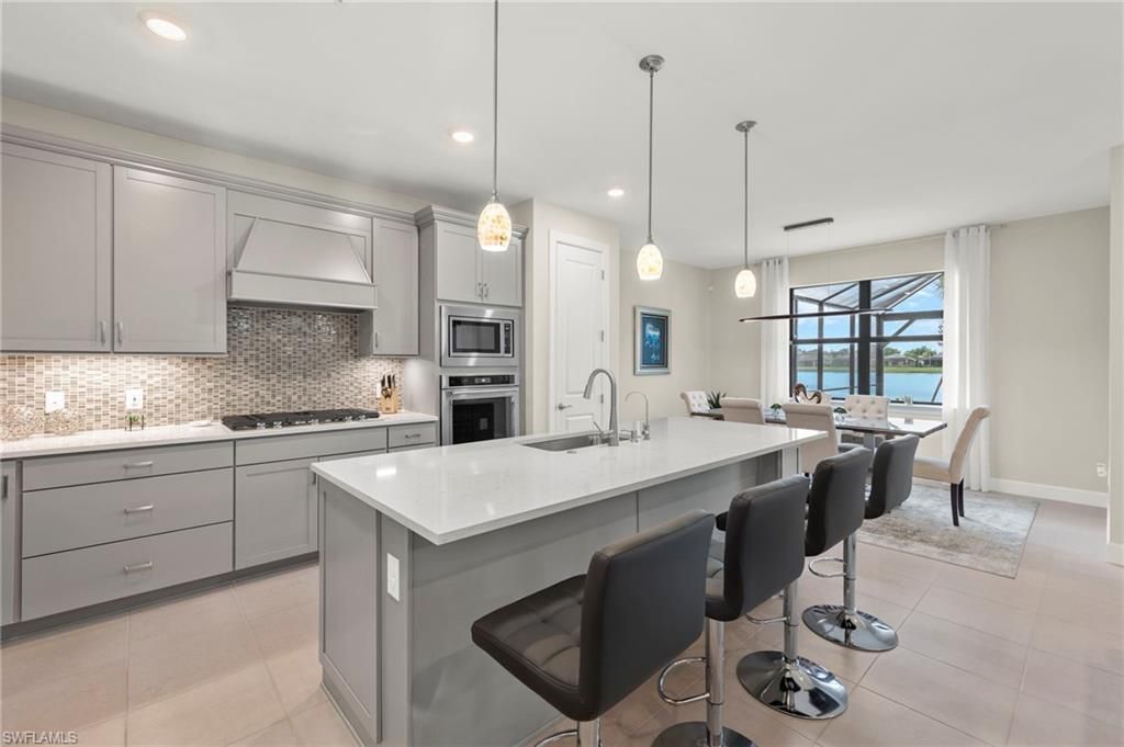 2147 Yellowfin Cir, Naples, FL 34114 Photo