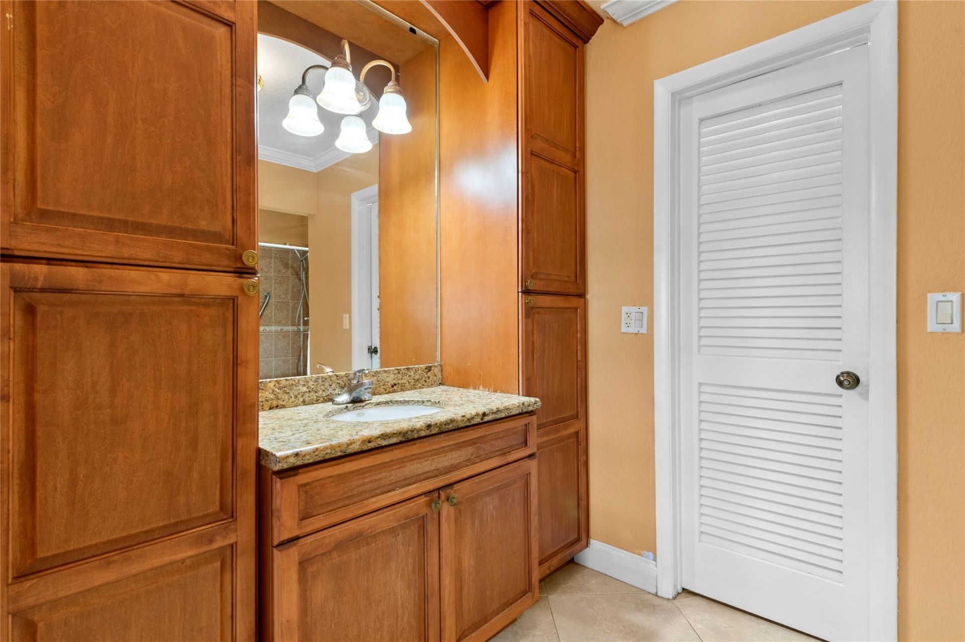 8729 Chevy Chase Drive, Unit 145, Boca Raton, FL 33433 Photo