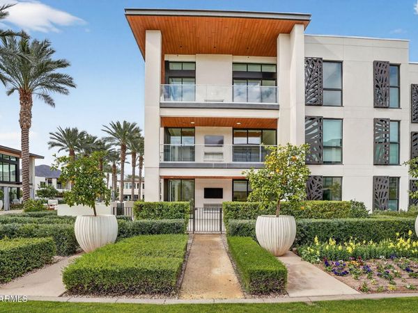 6587 N PALMERAIE Boulevard, Unit 1008, Paradise Valley, AZ 85253