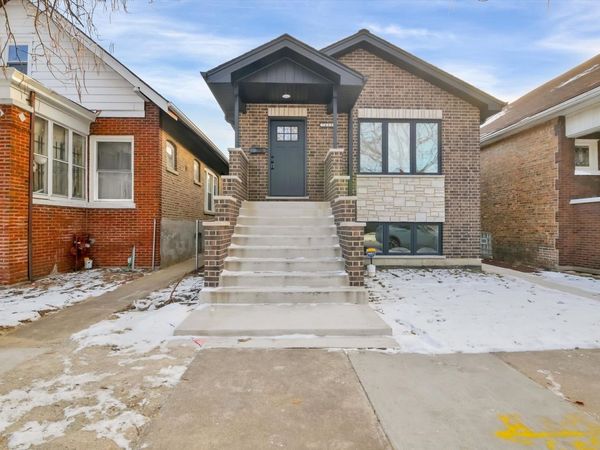 7619 S Vernon Avenue, Chicago, IL 60619
