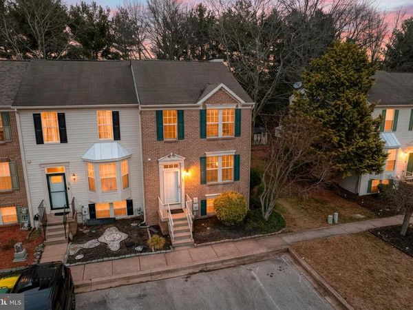 34 PHOTINIA DRIVE, NEWARK, DE 19702