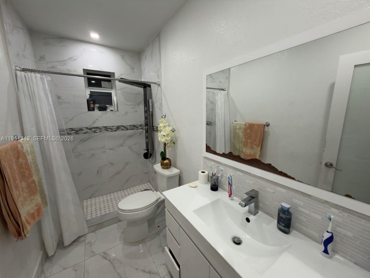 224 E 42nd St, Hialeah, FL 33013 Photo