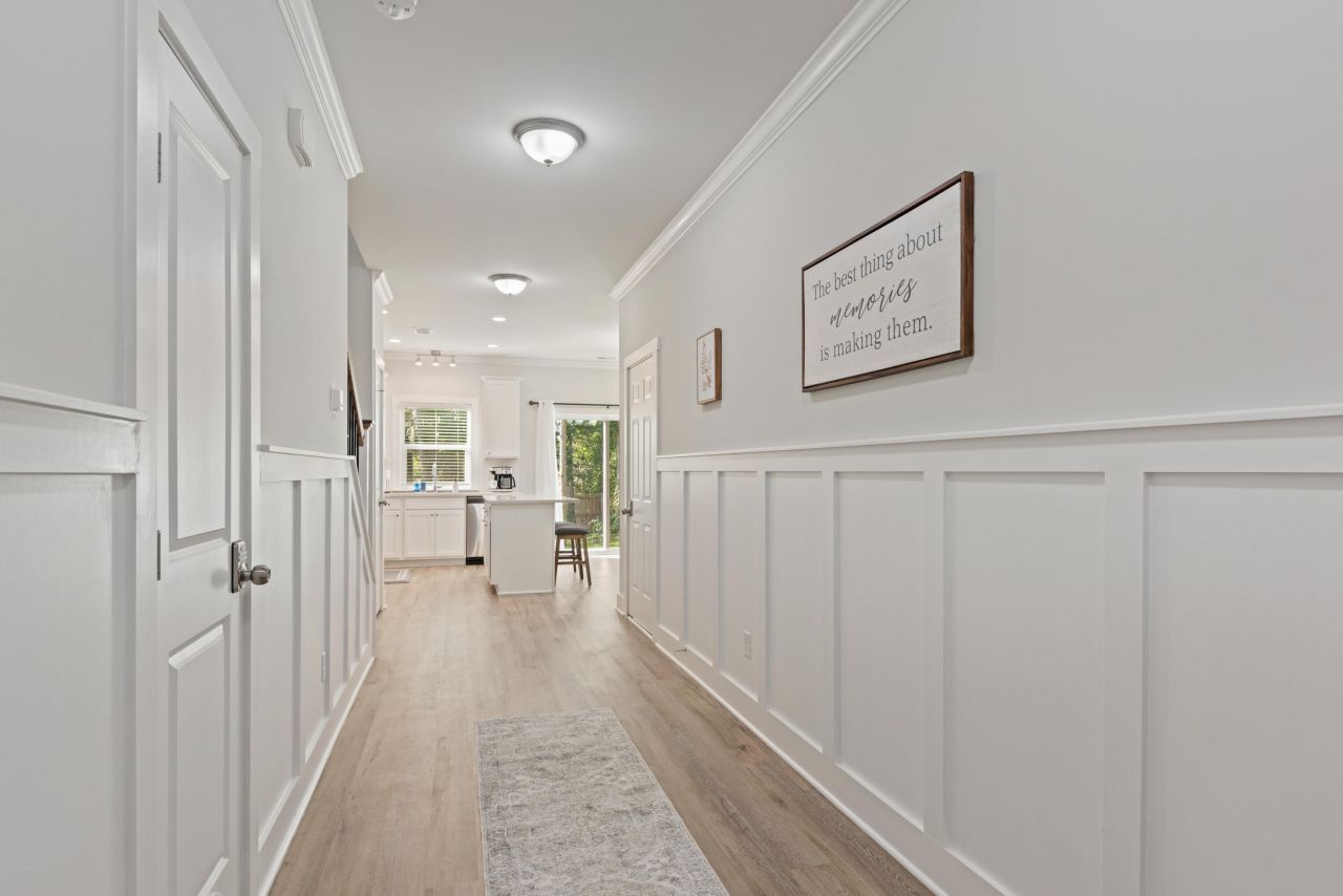 217 Virginia Street Photo 7