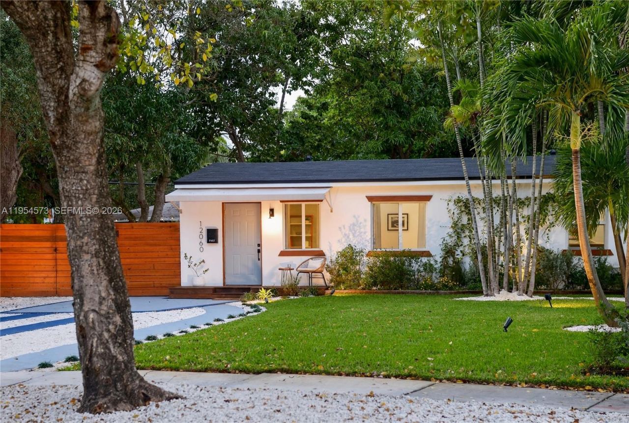 12060 NW 1st Ct, North Miami, FL 33168 Photo