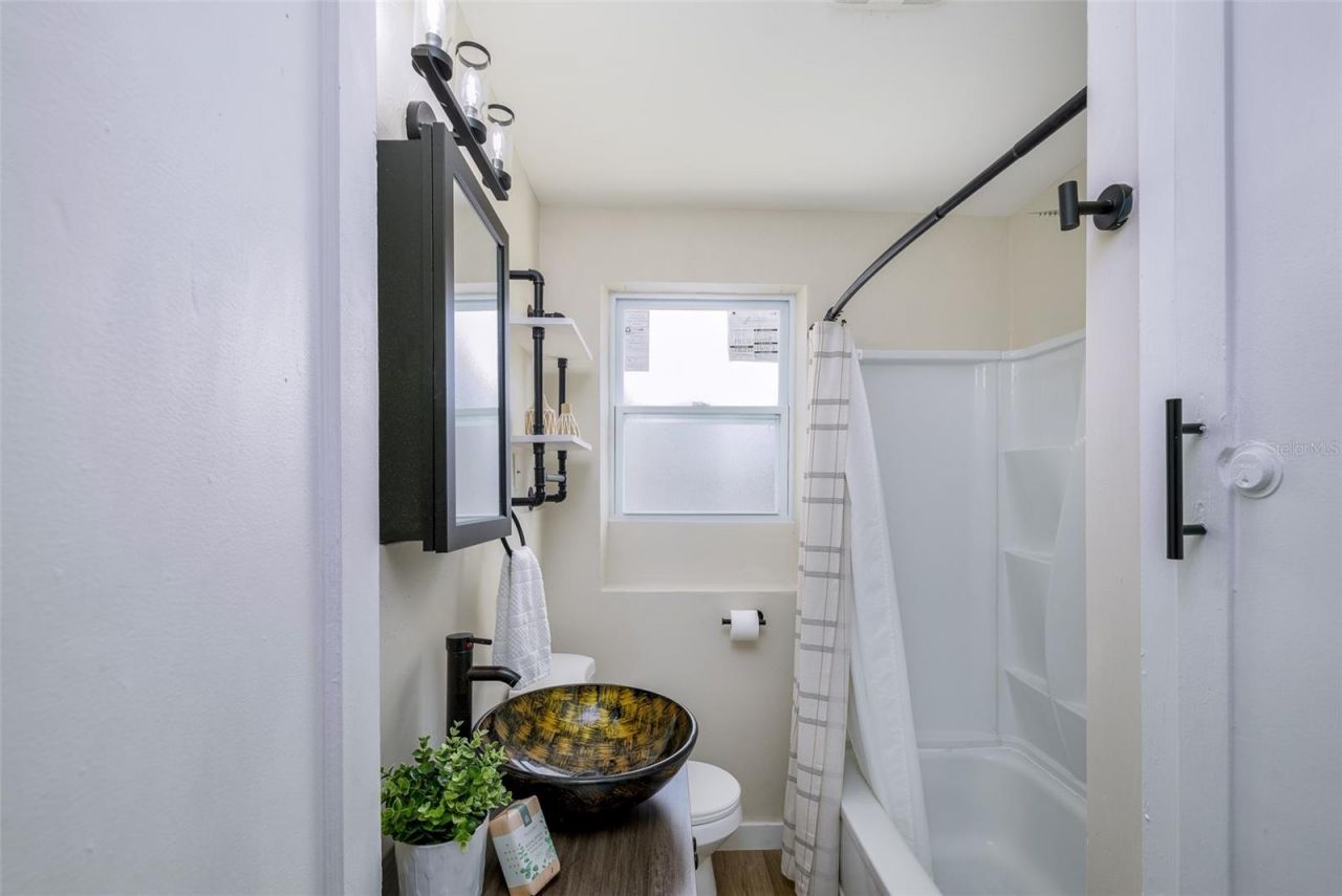 3800 1st Avenue S, Saint Petersburg, FL 33711 Photo