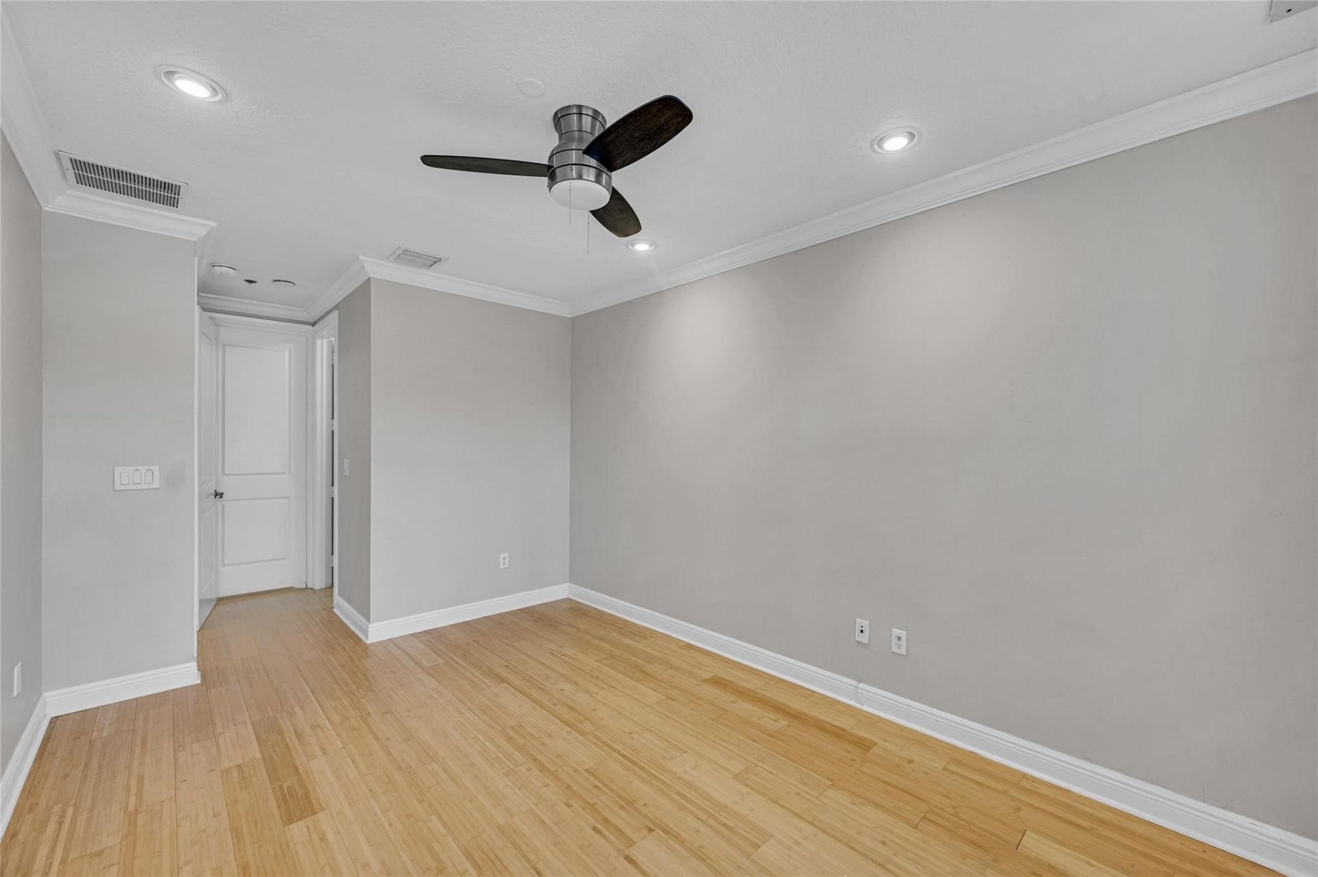 1617 NE 2nd Court, Unit NONE, Fort Lauderdale, FL 33301 Photo