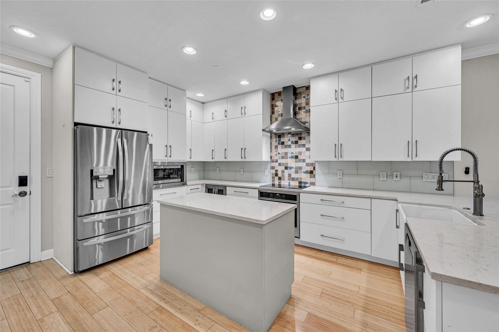 1617 NE 2nd Court, Unit NONE, Fort Lauderdale, FL 33301 Photo