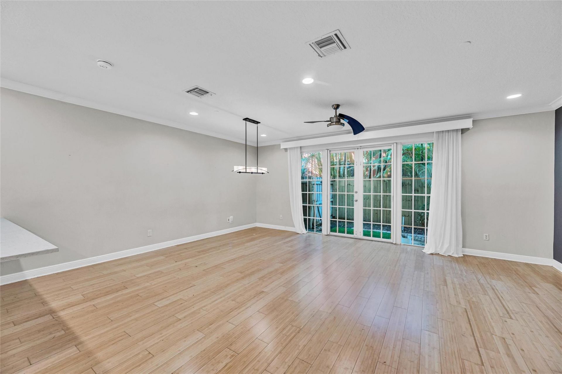 1617 NE 2nd Court, Unit NONE, Fort Lauderdale, FL 33301 Photo