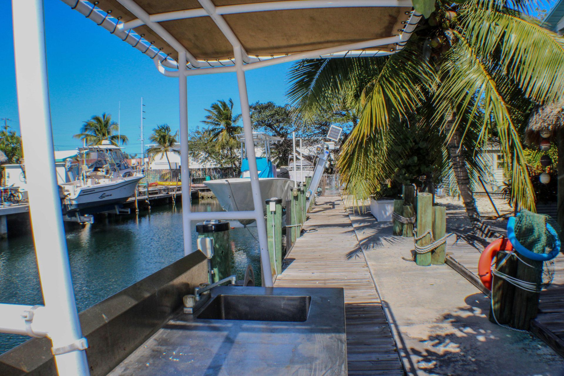 305 50th Street Ocean, Marathon, FL 33050 Photo
