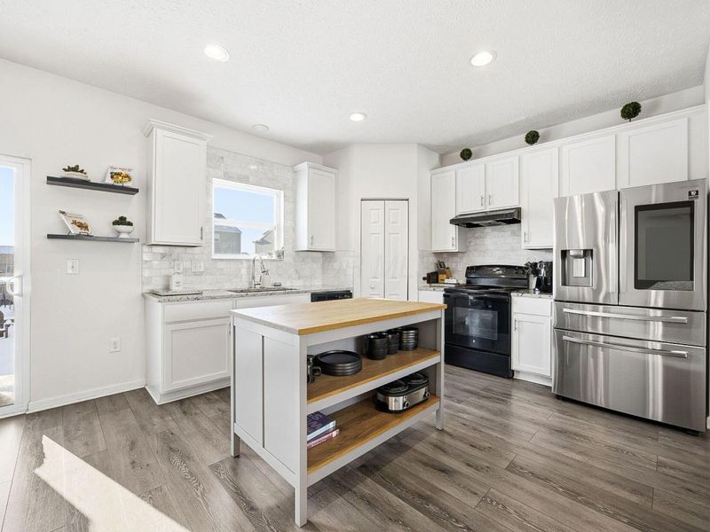 325 Green Acres Drive, Johnstown, OH 43031 Photo 14