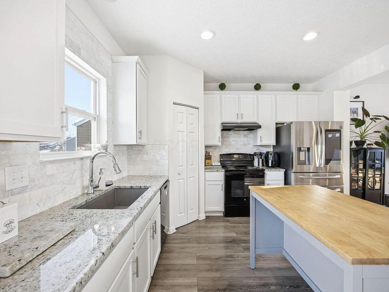 325 Green Acres Drive, Johnstown, OH 43031 Photo 17