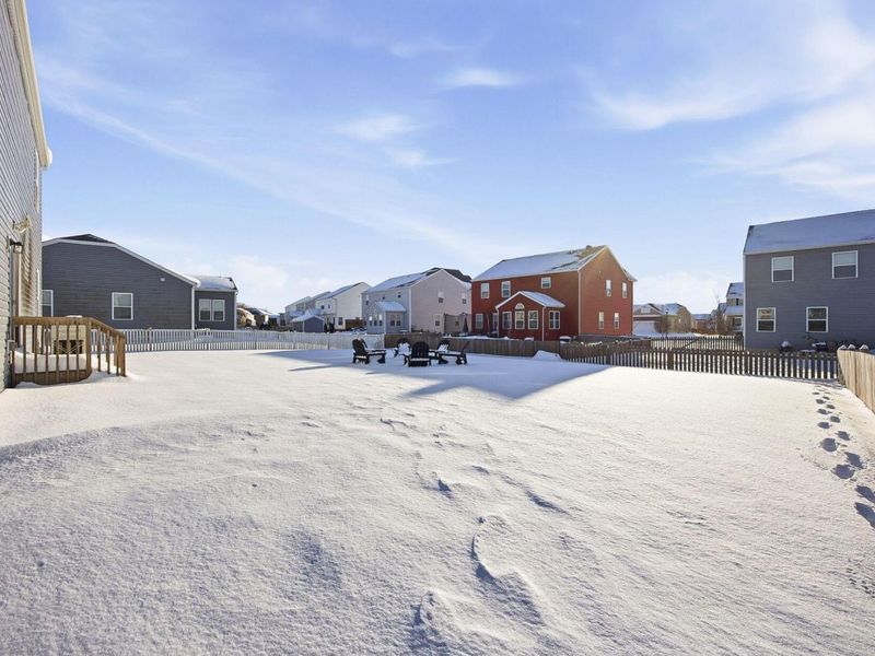 325 Green Acres Drive, Johnstown, OH 43031 Photo 4