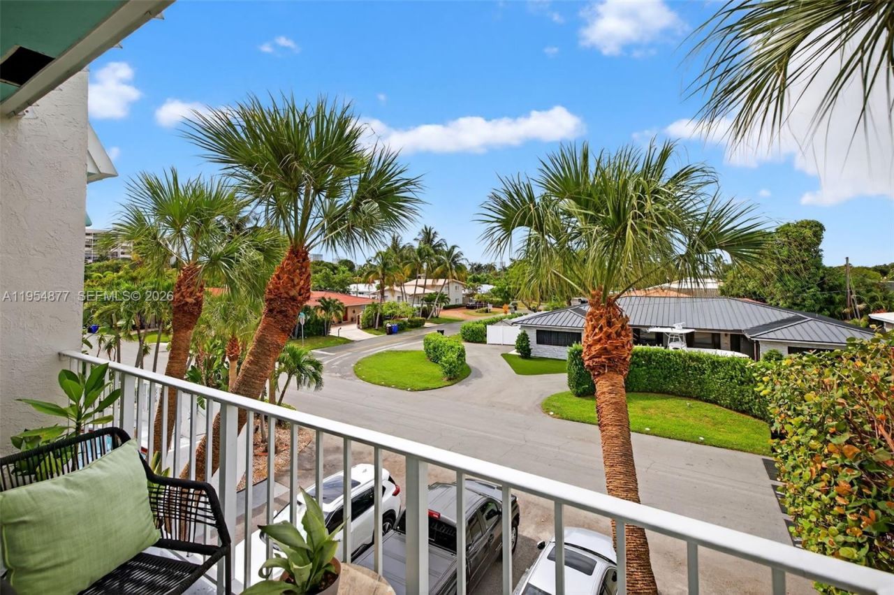 2715 NE 49th St, Unit 309, Fort Lauderdale, FL 33308 Photo