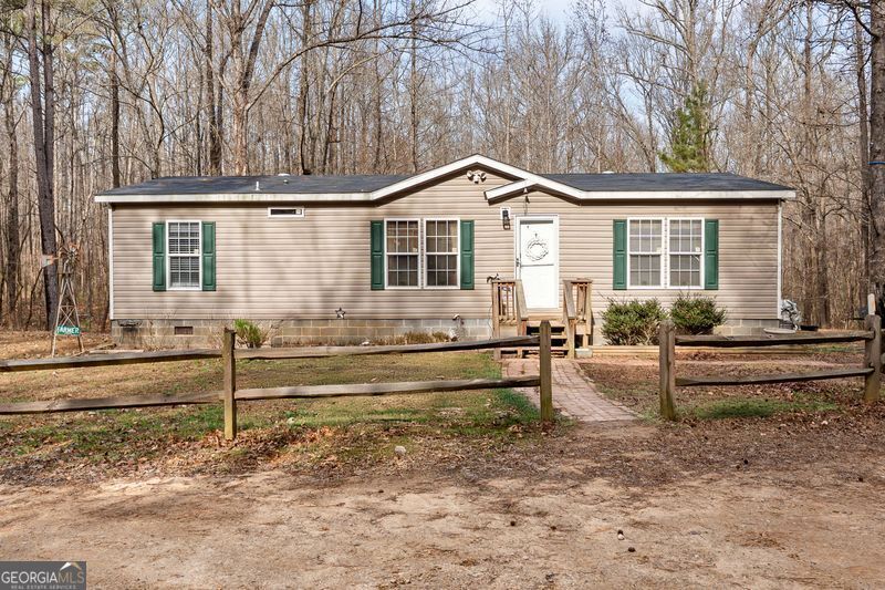 888 Minardi Drive, Hogansville, GA 30230 Main Photo