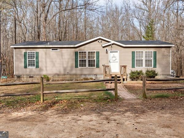 888 Minardi Drive, Hogansville, GA 30230