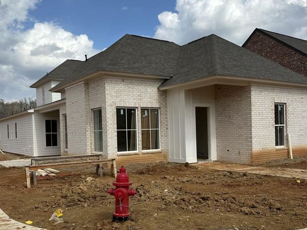 136 Water Street, Madison, MS 39110