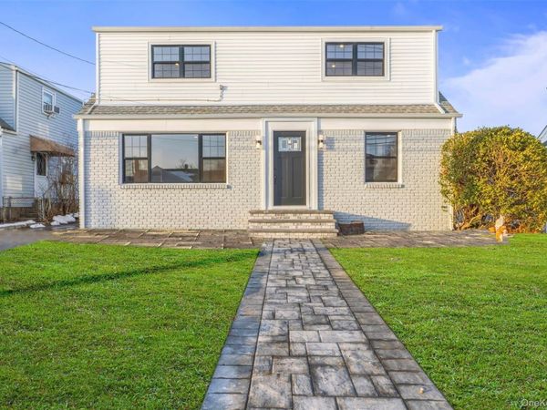 1709 Camp Avenue, Merrick, NY 11566