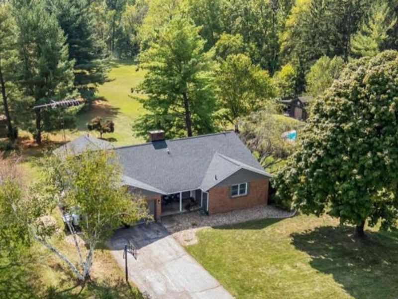 2645 Kings Mill Drive, Marion, OH 43302 Photo 1