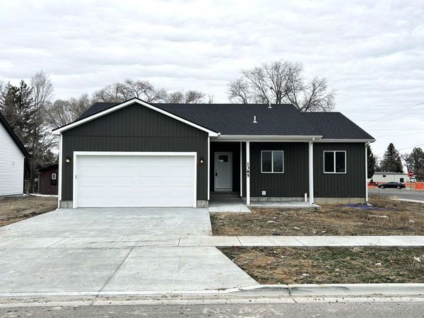 1385 Harris Loop, Blackfoot, ID 83221