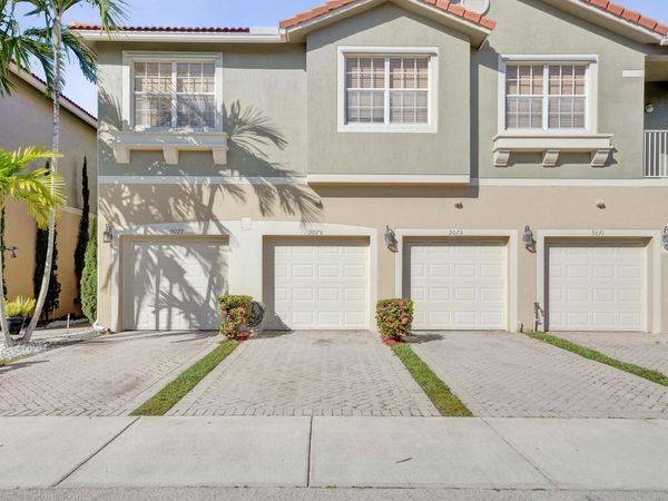 9075 Plymouth Place, Tamarac, FL 33321