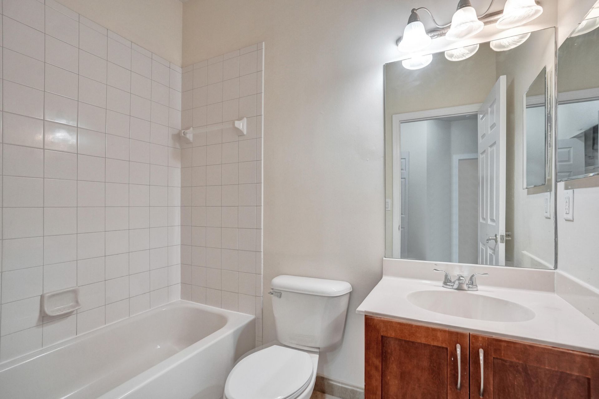 9075 Plymouth Place, Tamarac, FL 33321 Photo