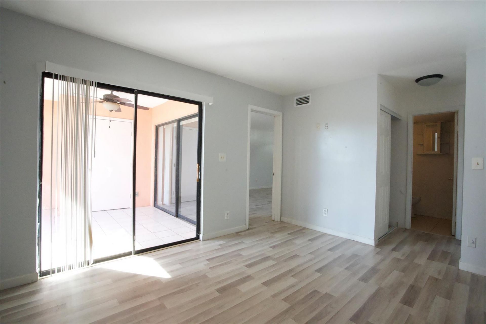 3400 Foxcroft Road, Unit 310, Miramar, FL 33025 Photo