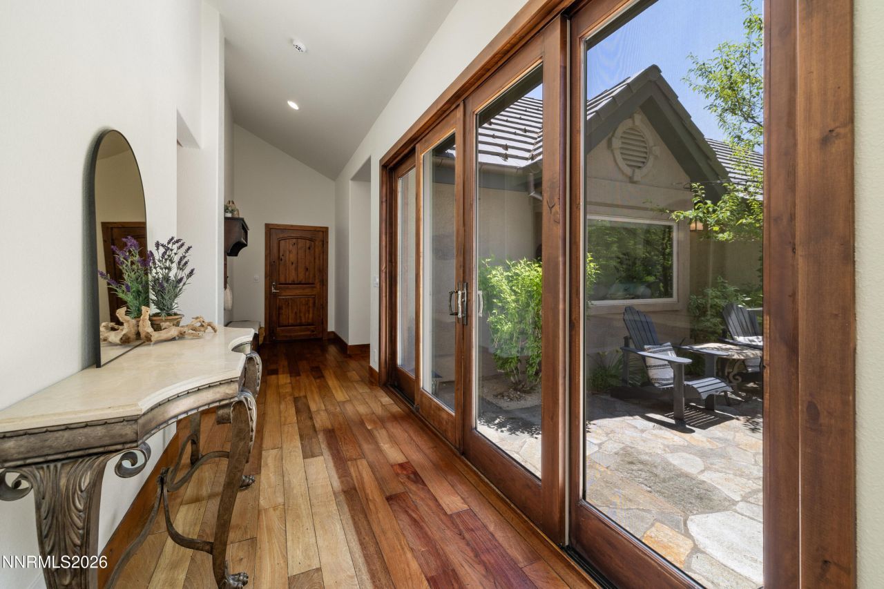 102 W Willis Lane, Reno, NV 89511 Photo