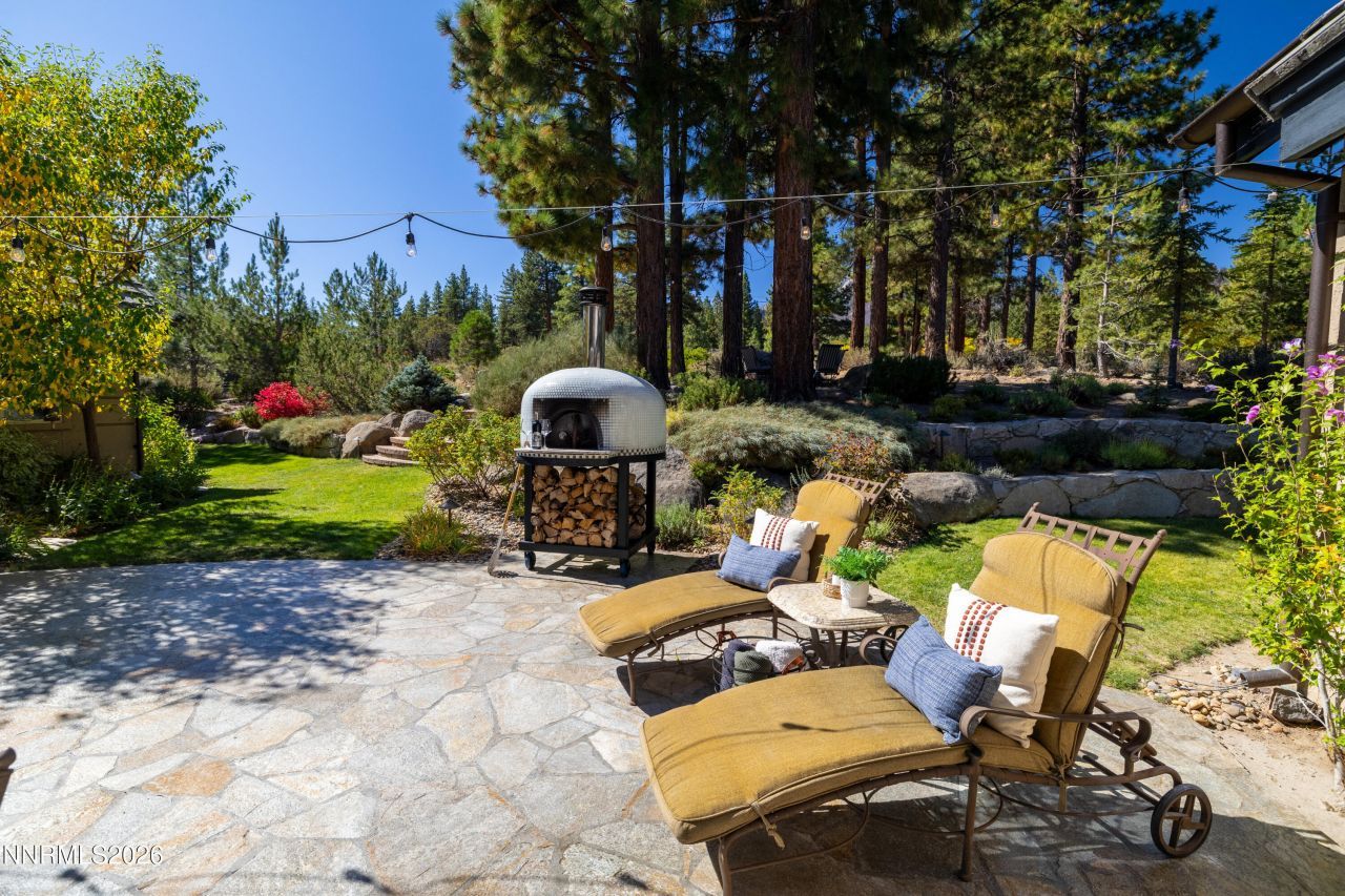 102 W Willis Lane, Reno, NV 89511 Photo