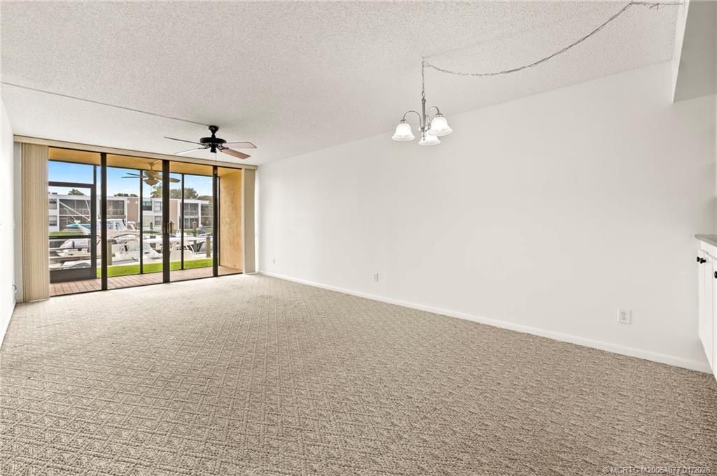 1950 SW Palm City Road, Unit 6105, Stuart, FL 34994 Photo