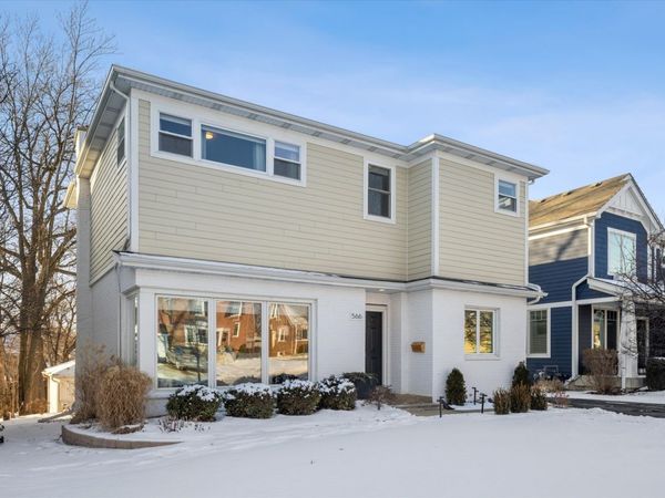 566 S Cedar Avenue, Elmhurst, IL 60126